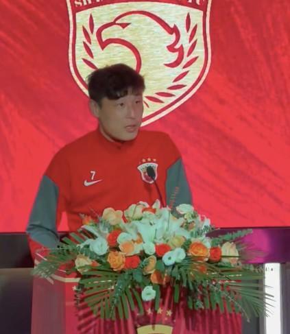 斗球体育APP下载-武磊：新老交替要做好精神传承；希望今年在胸前再添一颗星