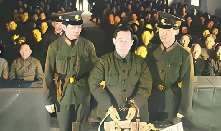 斗球体育直播-1983年，陈云亲自批示：立即枪毙广东县委书记王仲，原因为何？